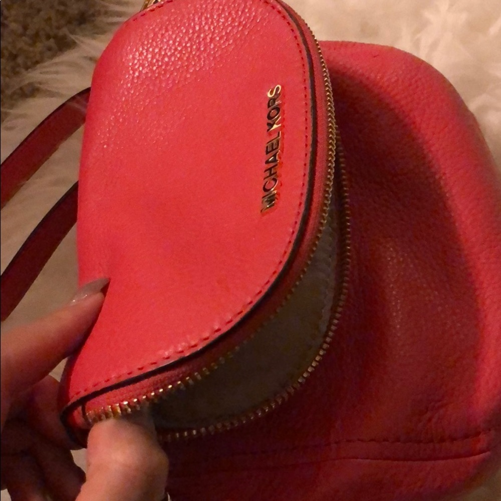 Michael Kors Jet Set Flap Crossbody - Picture 7 of 7